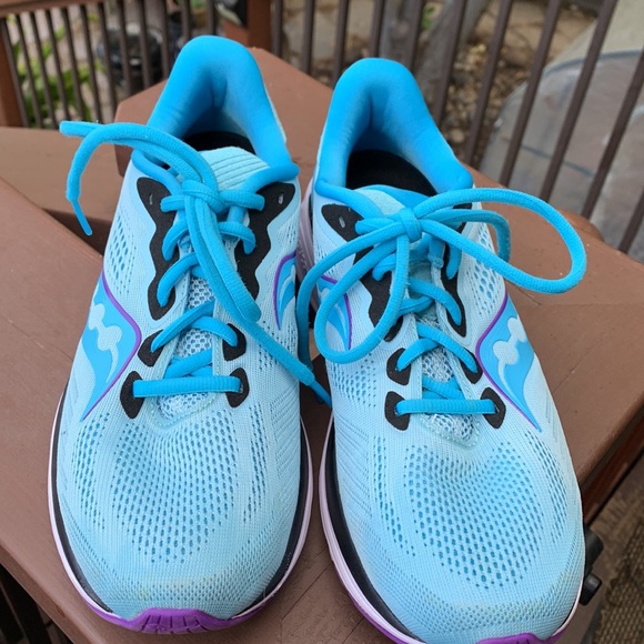 Saucony Formfit 10 Like New - Picture 2 of 7